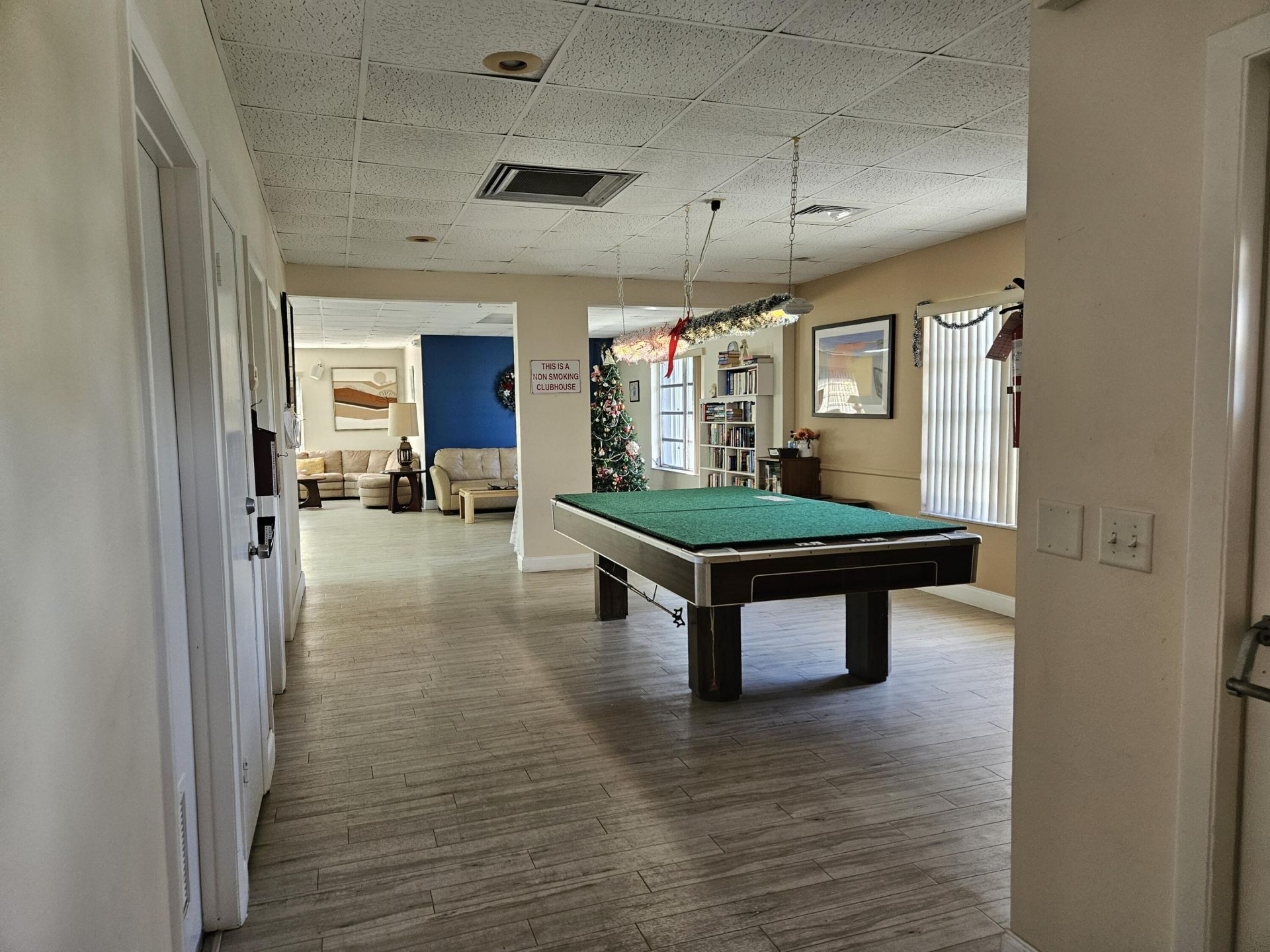 2886 E Fernley Dr Drive E, Unit 1, West Palm Beach, FL 33415 Photo