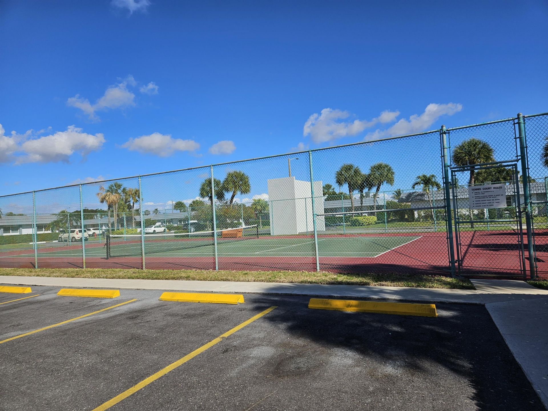 2886 E Fernley Dr Drive E, Unit 1, West Palm Beach, FL 33415 Photo