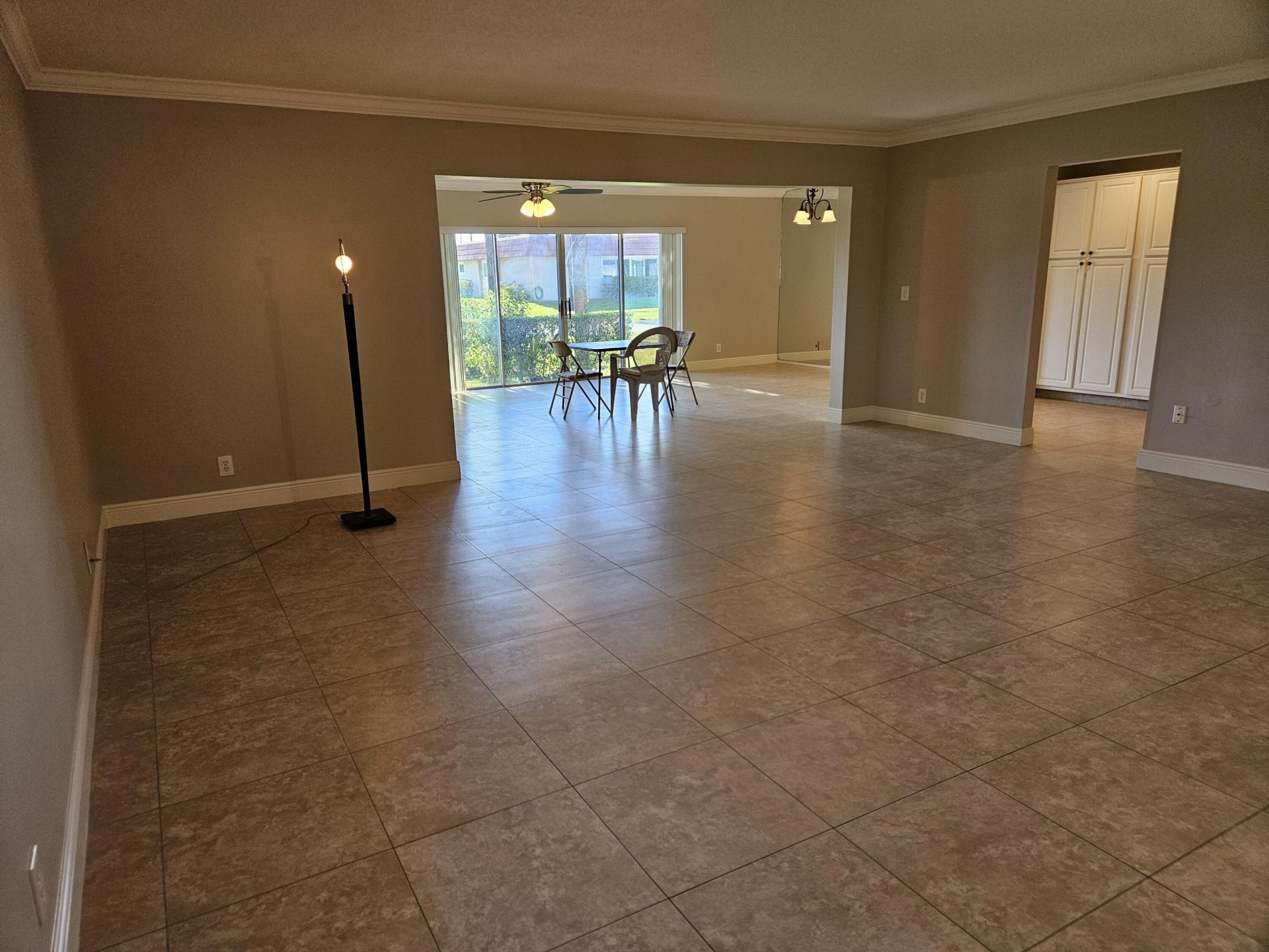 2886 E Fernley Dr Drive E, Unit 1, West Palm Beach, FL 33415 Photo