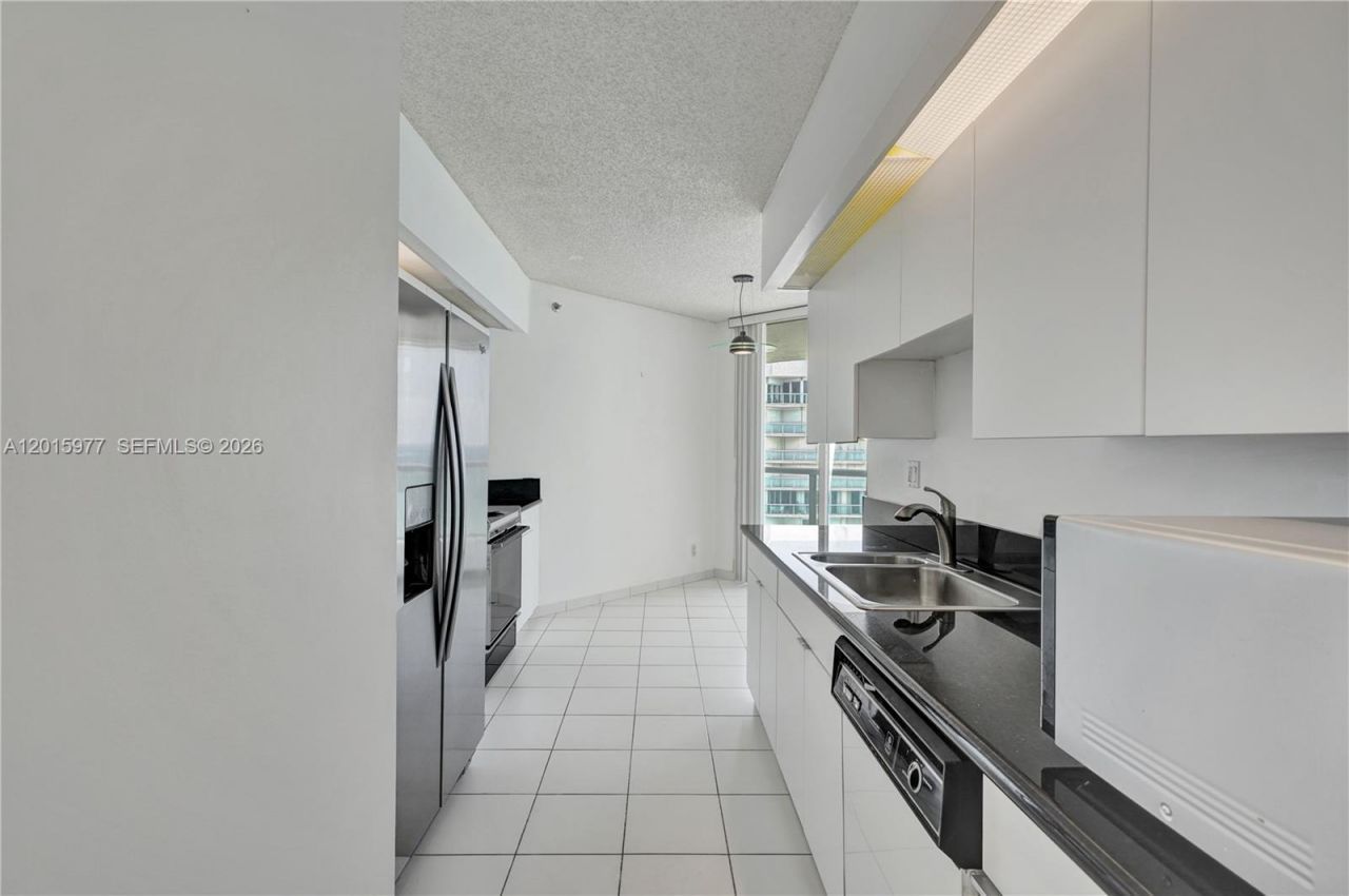 16425 Collins Ave , Unit 2715, Sunny Isles Beach, FL 33160 Photo