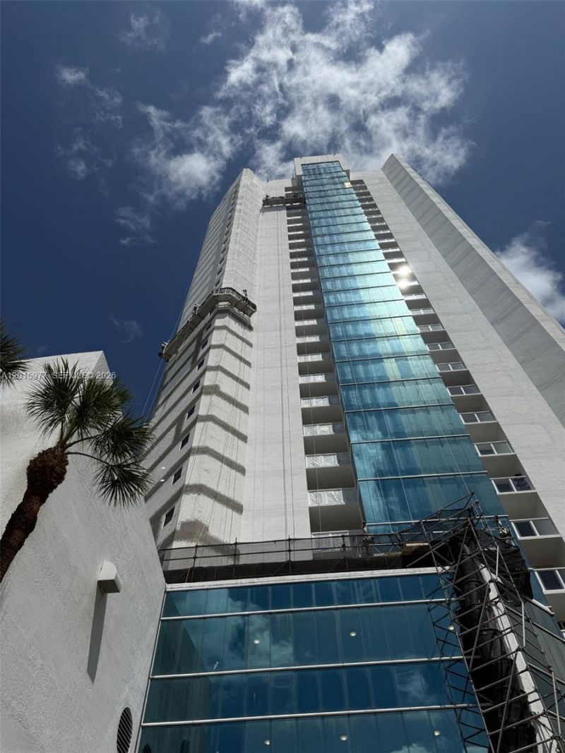 16425 Collins Ave , Unit 2715, Sunny Isles Beach, FL 33160 Photo