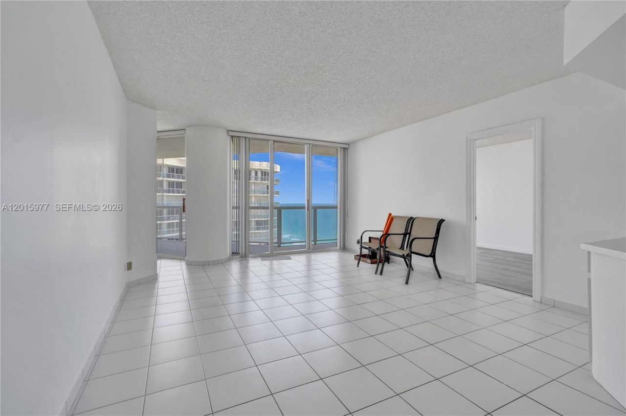 16425 Collins Ave , Unit 2715, Sunny Isles Beach, FL 33160 Photo