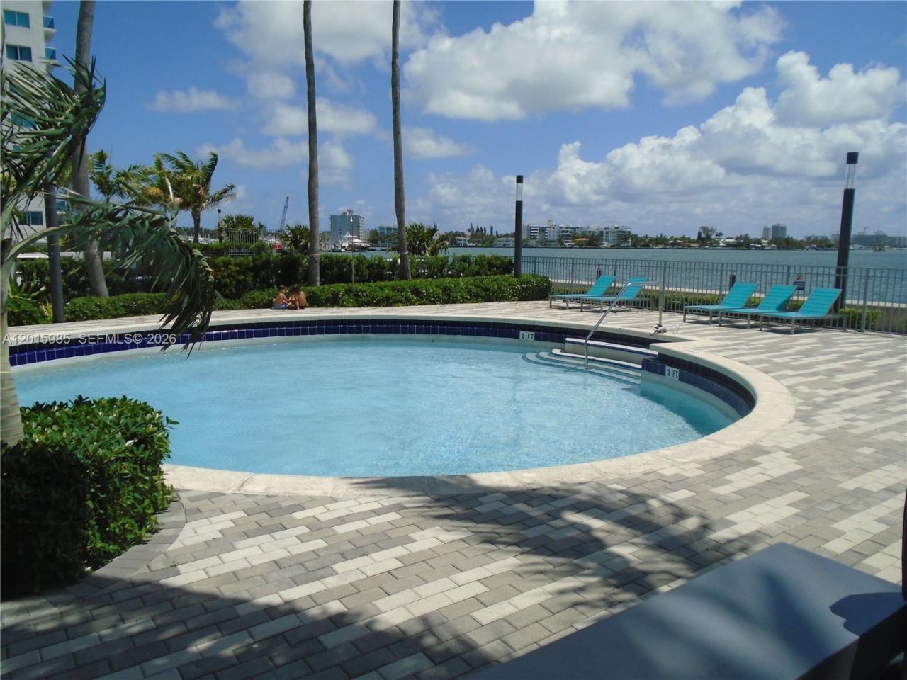 7501 E Treasure Dr, Unit 2N, North Bay Village, FL 33141 Photo