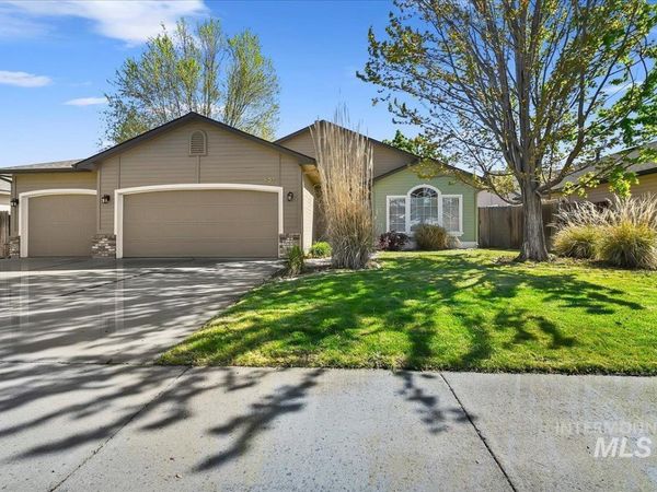 531 E Sedgewick St, Meridian, ID 83646