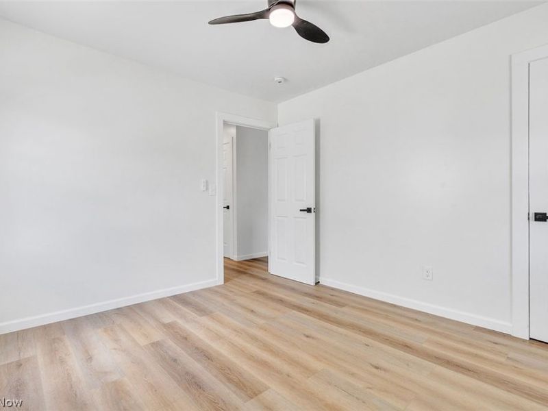 7503 Whittington Drive, Parma, OH 44129 Photo 14
