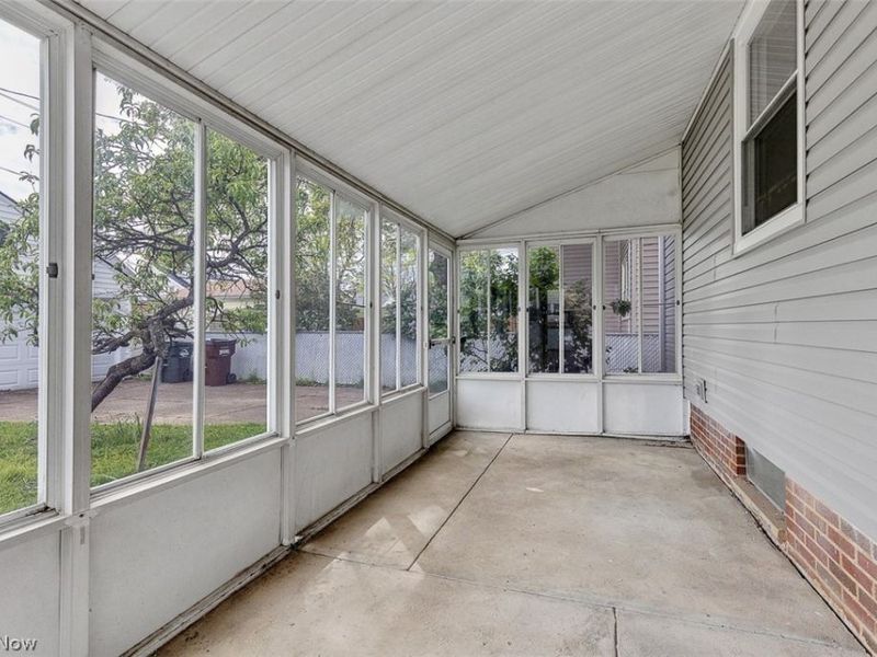 7503 Whittington Drive, Parma, OH 44129 Photo 28
