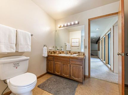 14270 South Shore Drive, Truckee, CA 96161 Photo