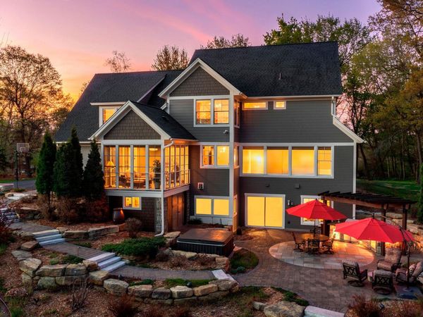 896 Highlander Trail, Hudson, WI 54016