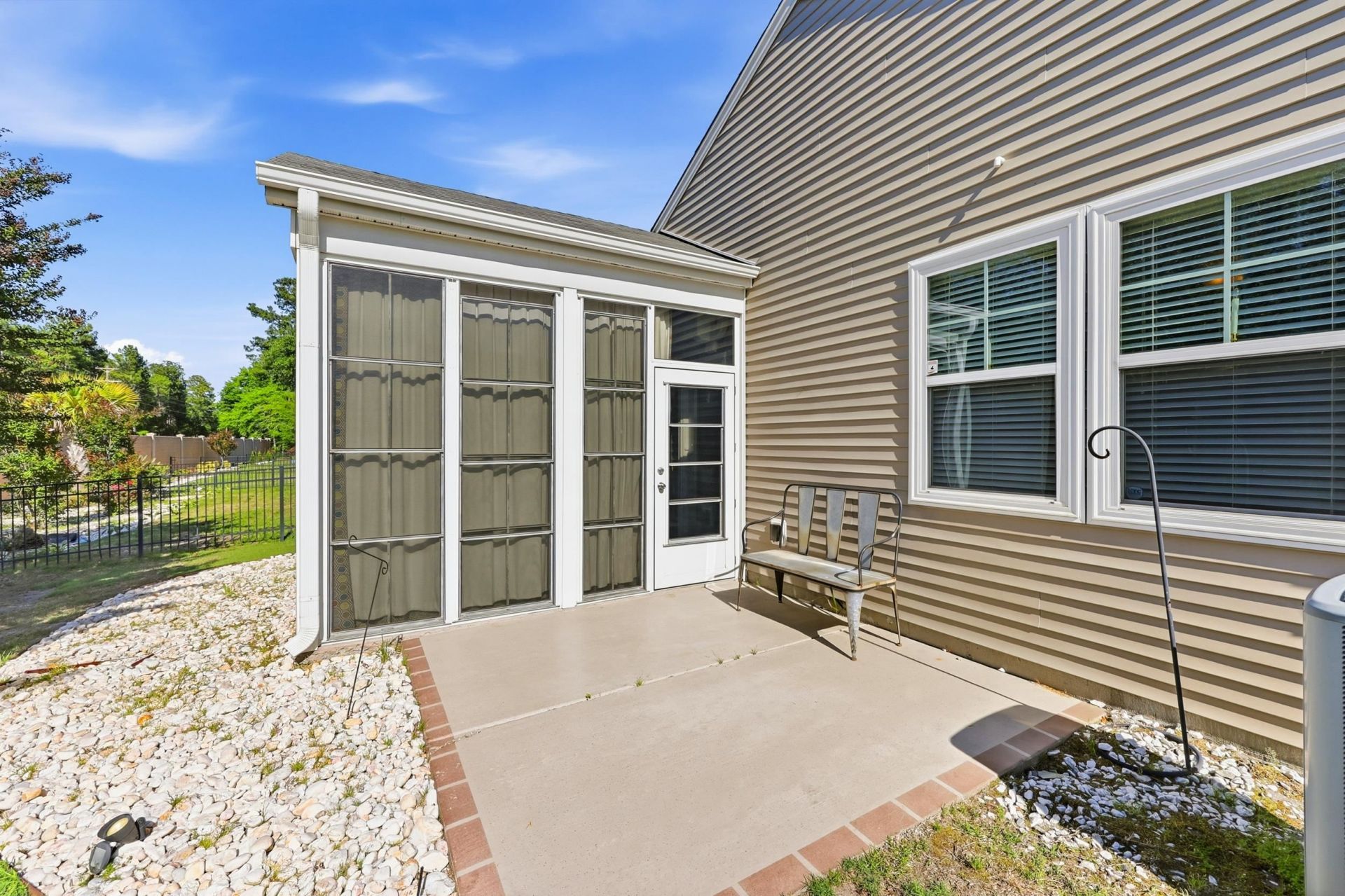 5010 Weatherwood Dr. Photo 27