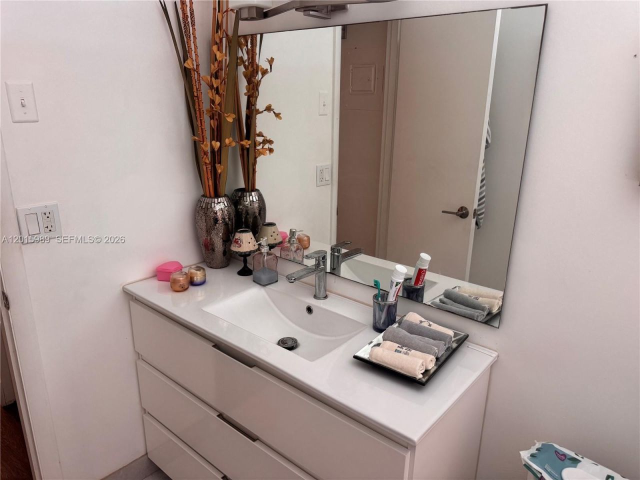 5300 Washington St, Unit J214, Hollywood, FL 33021 Photo