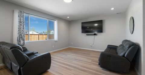 1840 Gold Feldspar Drive, Sparks, NV 89436 Photo