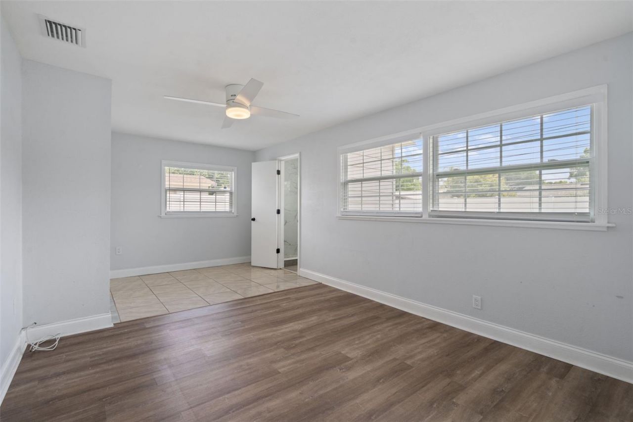 5690 6th Street S, Saint Petersburg, FL 33705 Photo