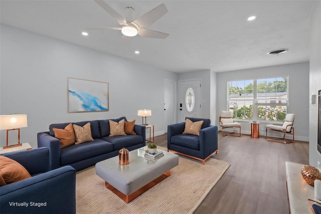 5690 6th Street S, Saint Petersburg, FL 33705 Photo