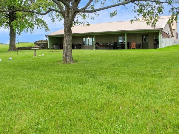 21511 Jennings Road, Higginsville, MO 64037