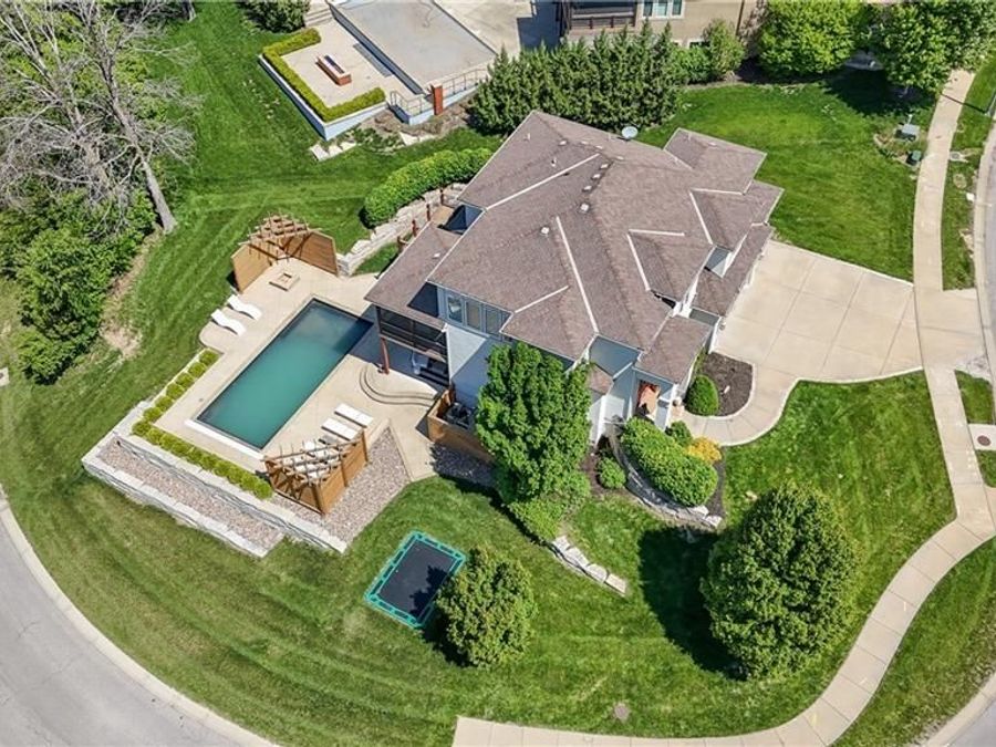 Property Image 76