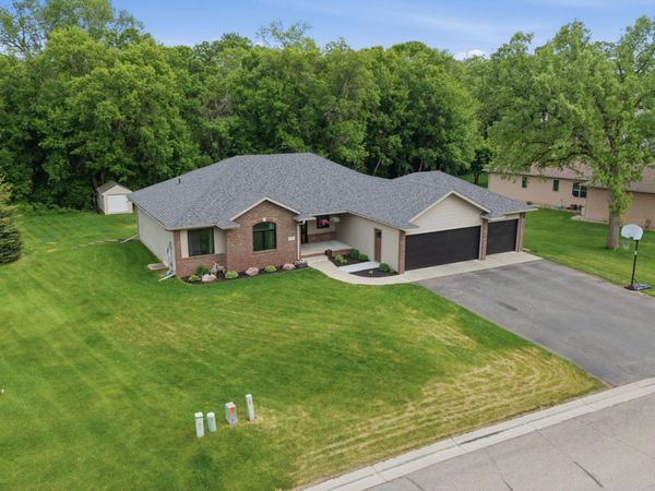 1804 Aspen Drive, Detroit Lakes, MN 56501