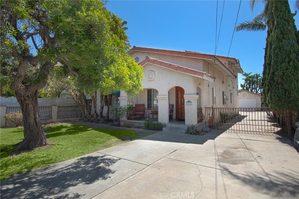 2094 Orange Avenue, Costa Mesa, CA 92627 Main Photo