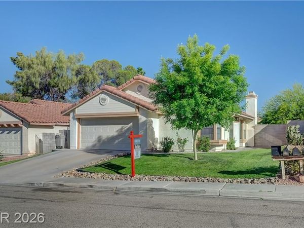 717 Whispering Palms Drive , Las Vegas, NV 89123