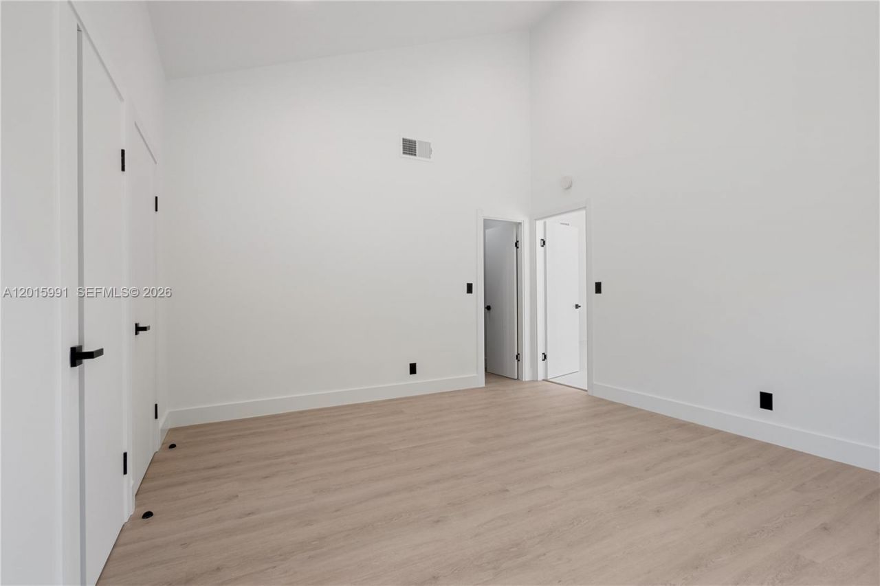 1543 SW 1st Ave, Boca Raton, FL 33432 Photo