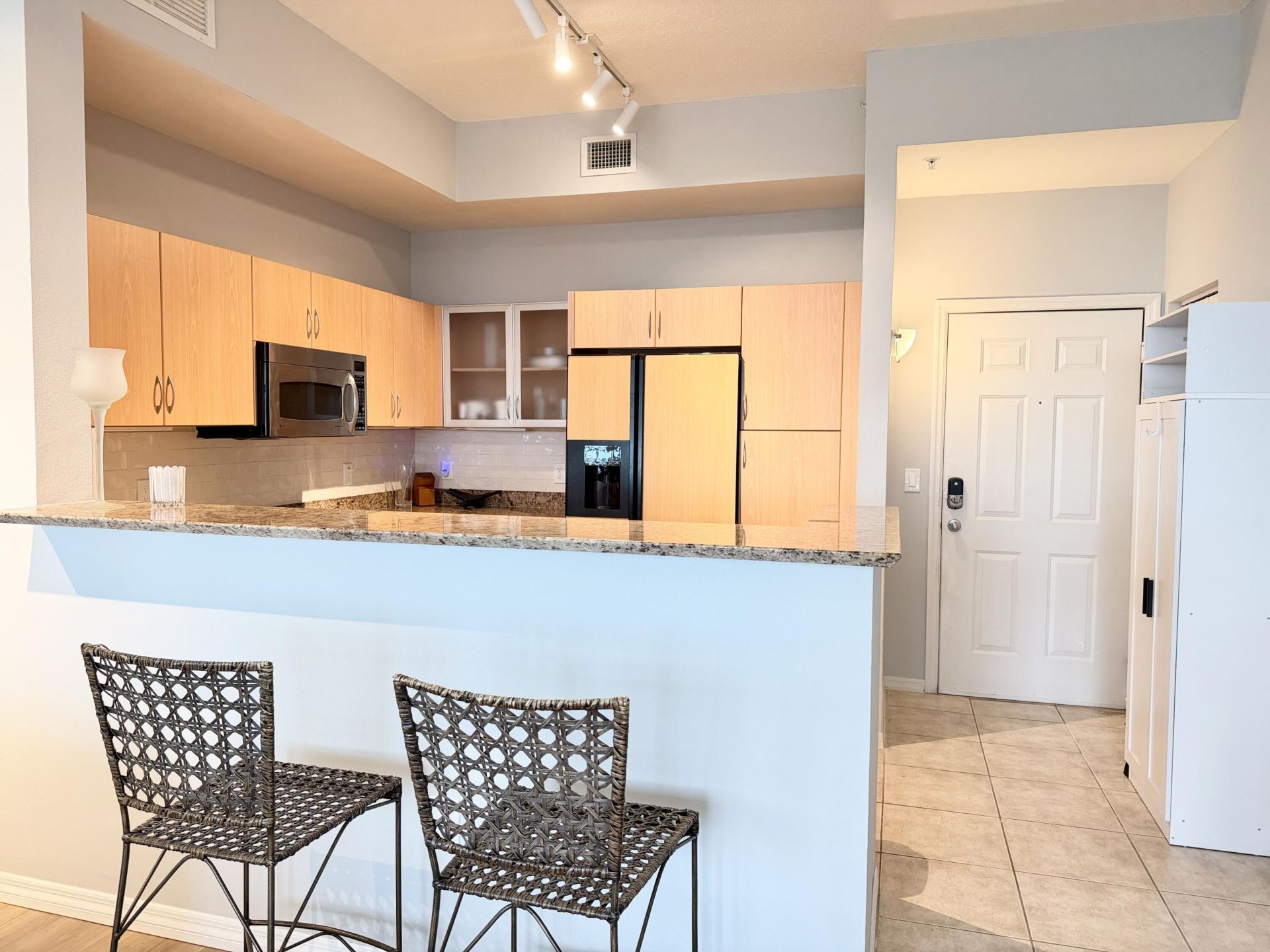 804 E Windward Way, Unit Ph15, Lantana, FL 33462 Photo