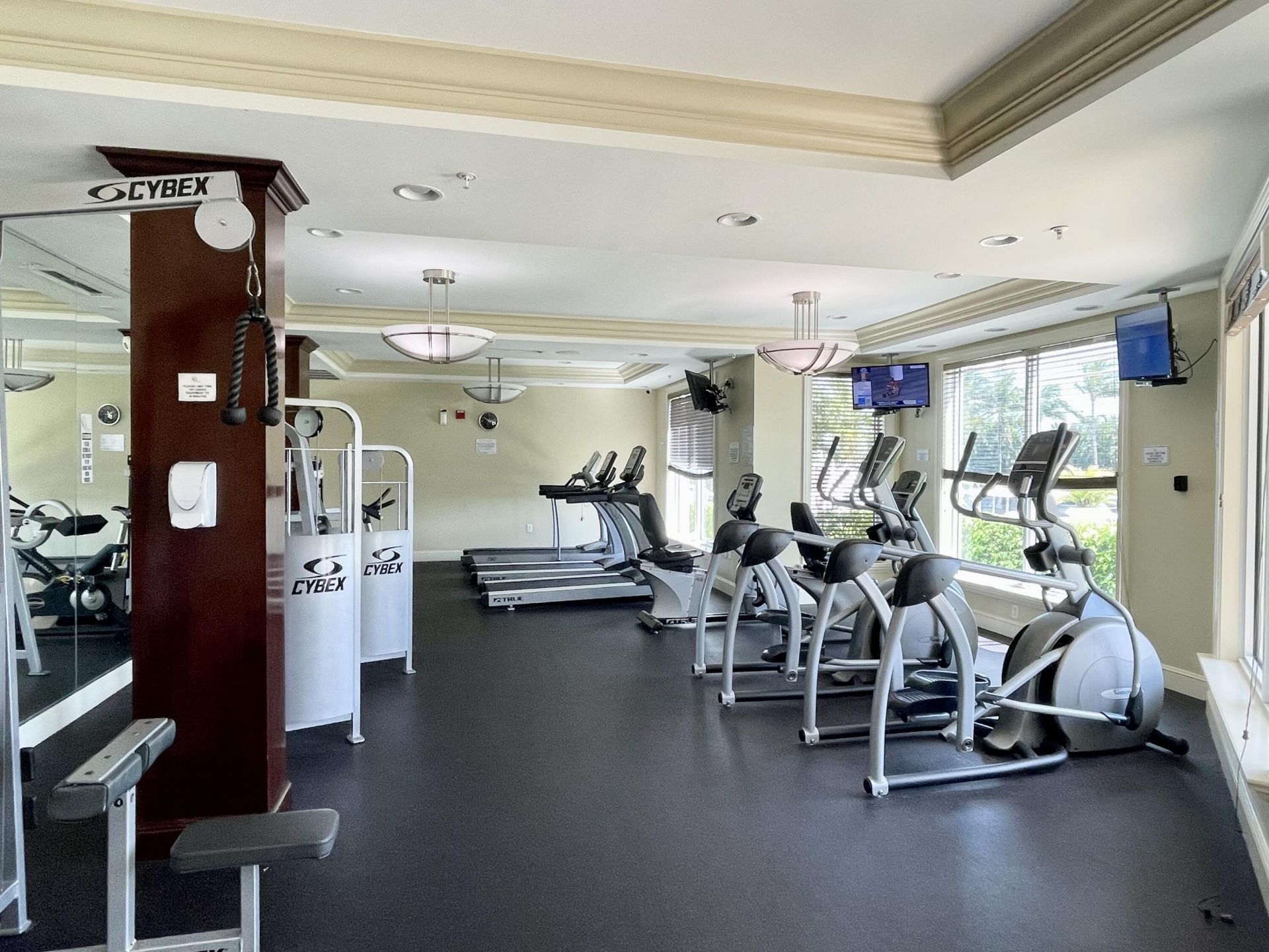 804 E Windward Way, Unit Ph15, Lantana, FL 33462 Photo