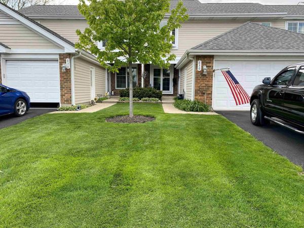 836 Golf Course Road, CRYSTAL LAKE, IL 60014