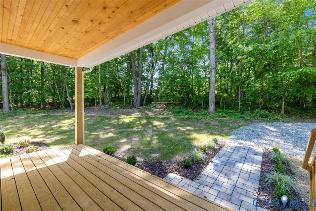 5904 Old Buckingham Powhatan, VA 23139