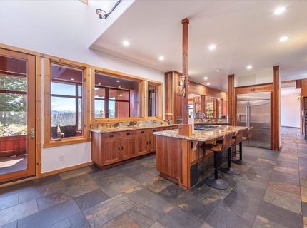 17247 Valley View Road, Truckee, CA 96161 Photo