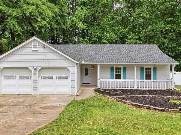 847 Riverstone Lane, Woodstock, GA 30188