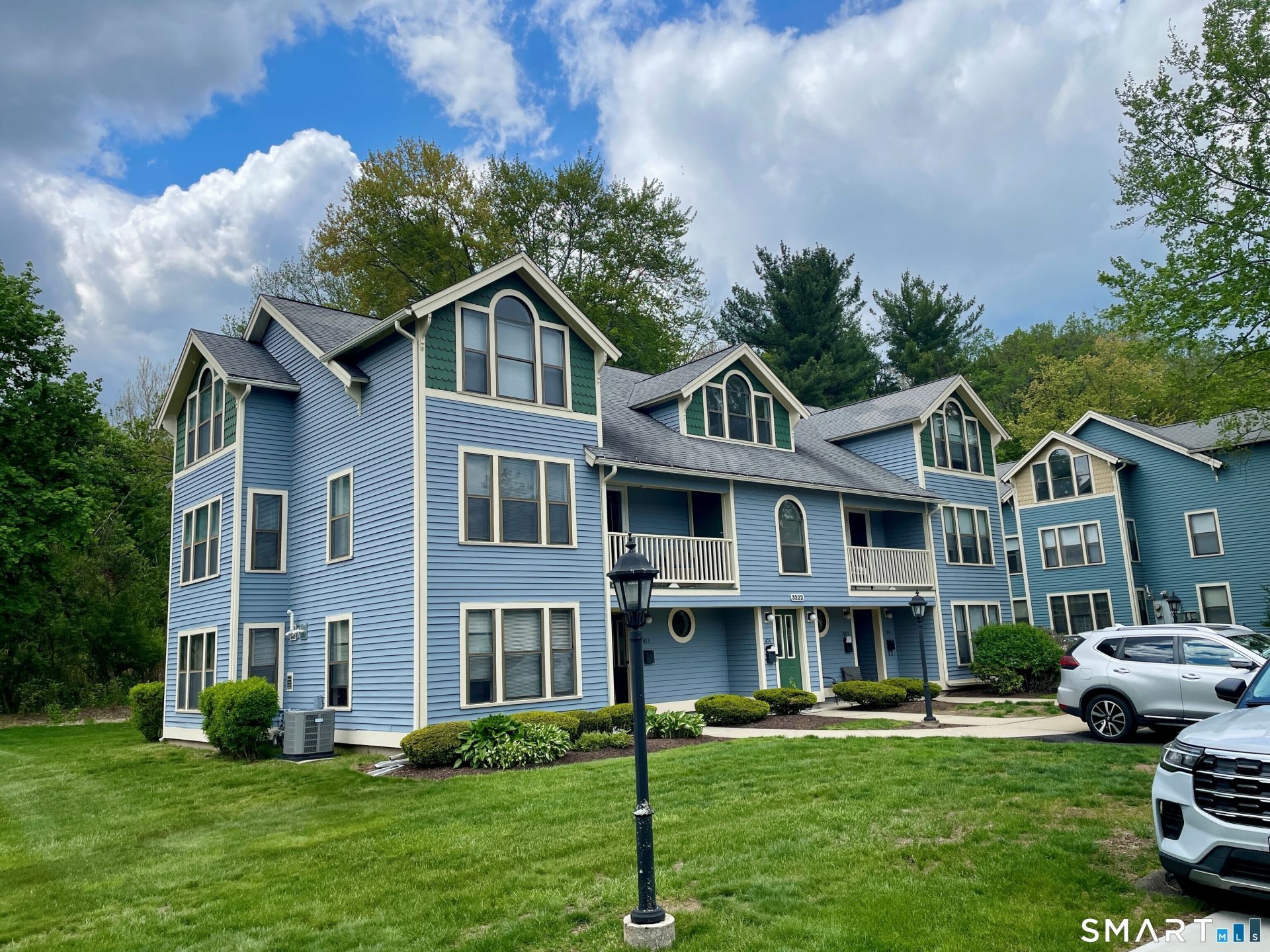 3208 Whitney, Unit 403, Hamden, CT 06518 Main Photo