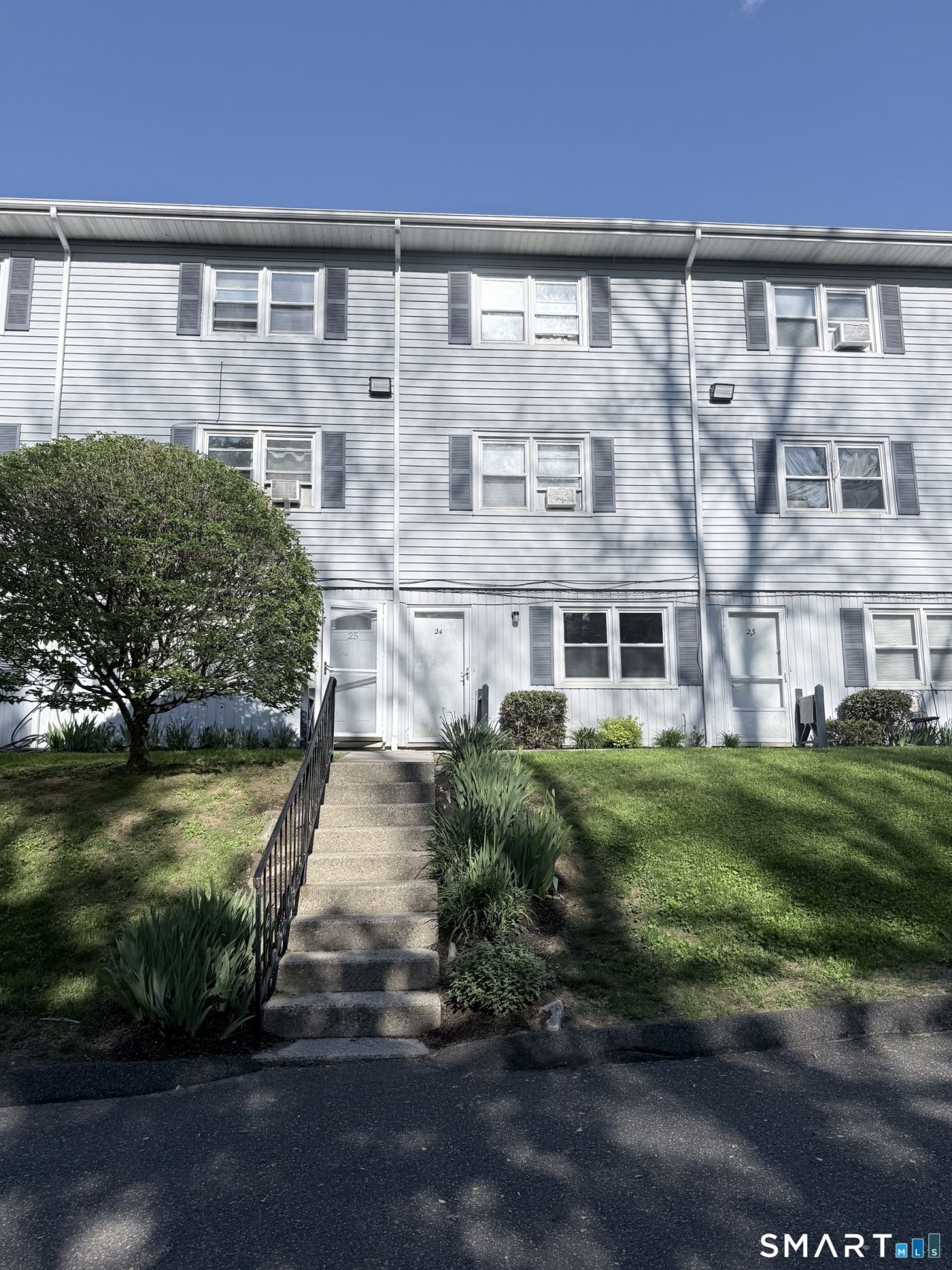 24 Pumpkin Hill, Unit 24, New Milford, CT 06776 Main Photo