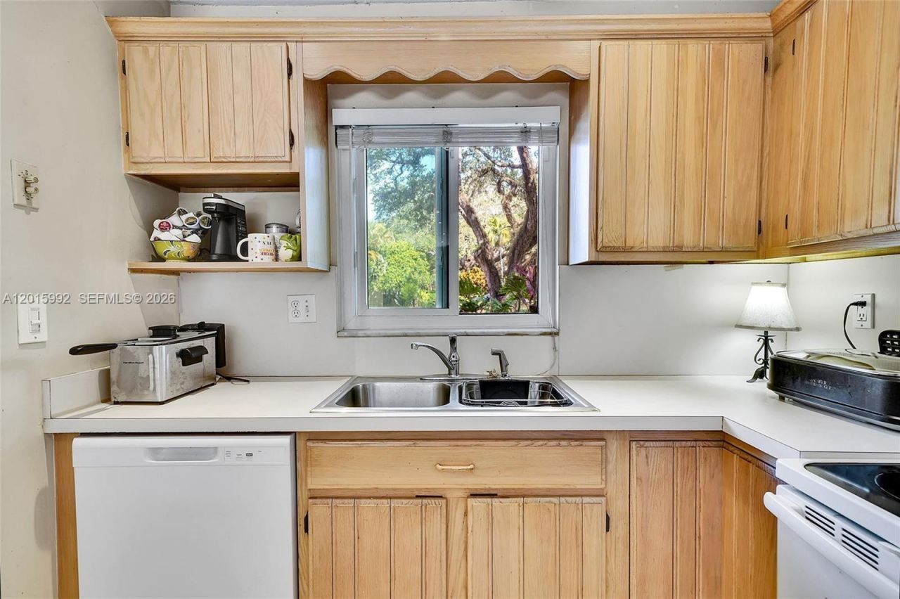 3300 Atlanta St, Unit 15F, Hollywood, FL 33021 Photo
