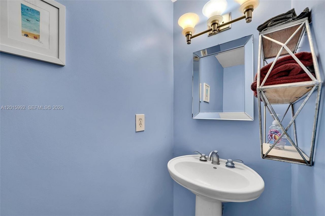 3300 Atlanta St, Unit 15F, Hollywood, FL 33021 Photo