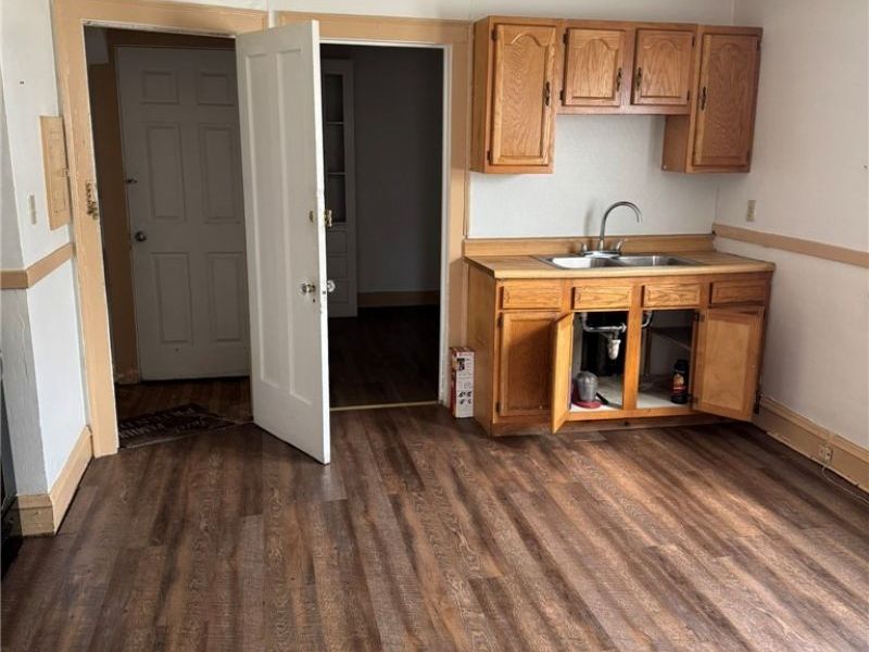 3545 E 133rd Street, Cleveland, OH 44120 Photo 3