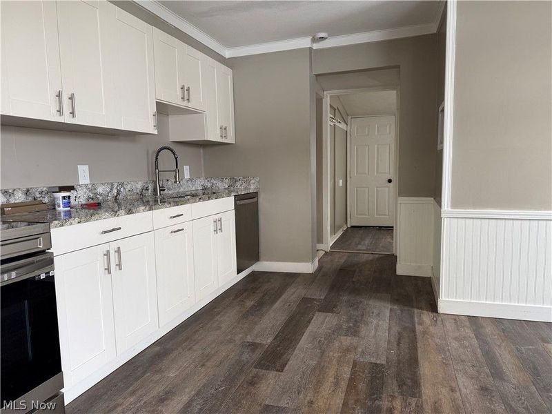 416 2nd Street, Unit Lower, Fairport Harbor, OH 44077 Photo 6