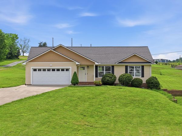 520 Calico Road, Afton, TN 37616