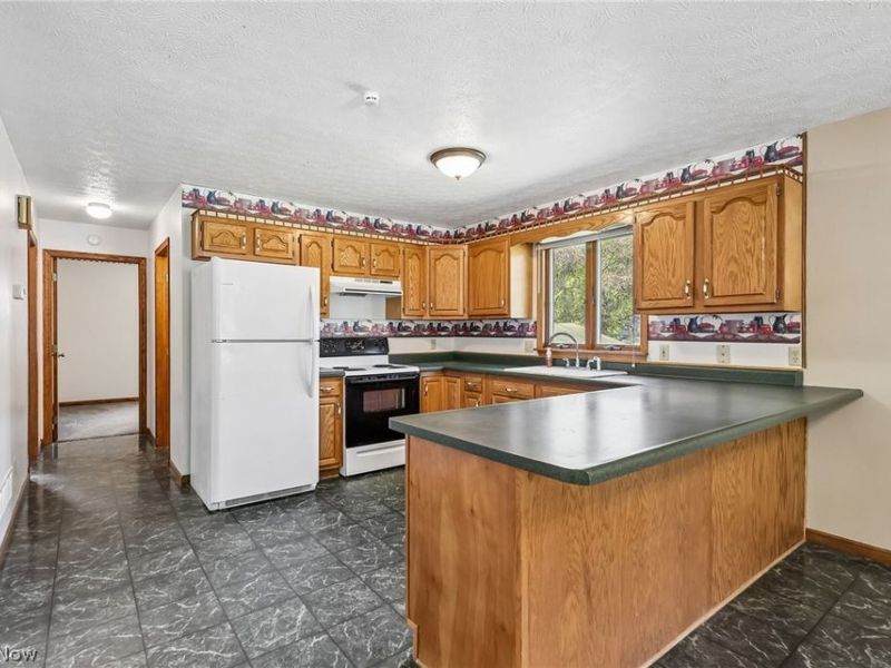 99 N 20th Street, Coshocton, OH 43812 Photo 9