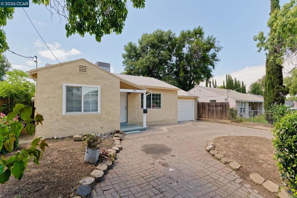 252 Madison Ave, Bay Point, CA 94565 Main Photo