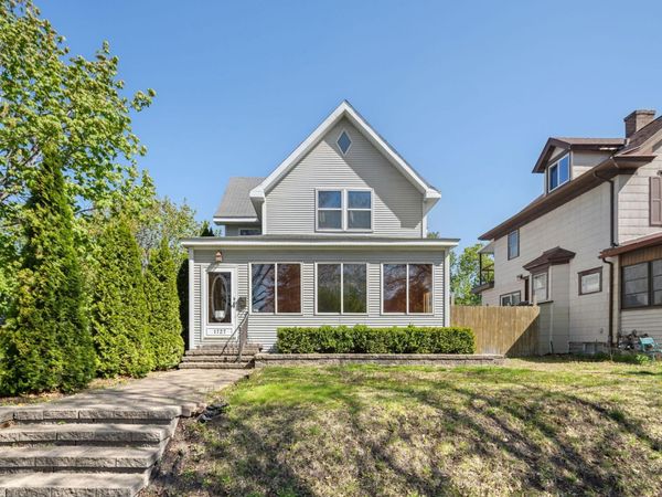 1727 Marshall Avenue , Saint Paul, MN 55104