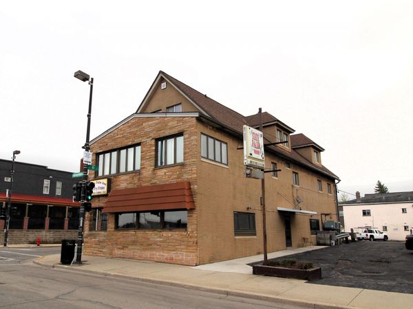 8101 W Greenfield Ave, West Allis, WI 53214