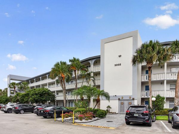 3002 Portofino Isle, Unit E3, Coconut Creek, FL 33066