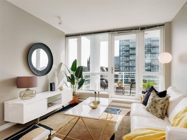 834 Johnson St, Unit #708, Victoria, BC V8W 1N3