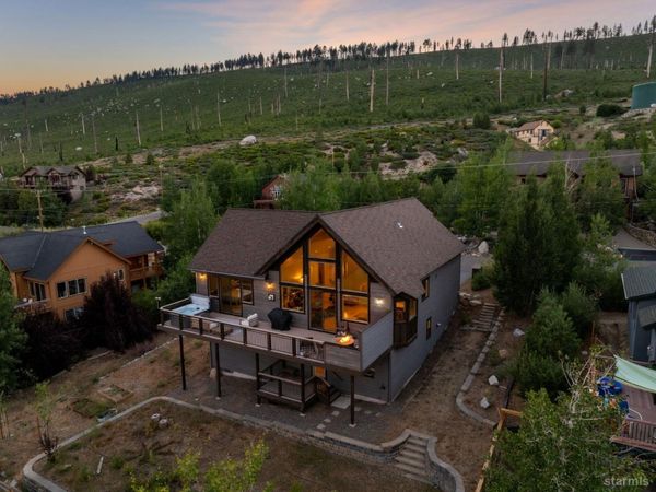 812 Elk Point Drive, South Lake Tahoe, CA 96150