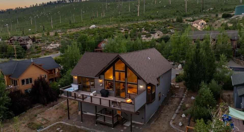 812 Elk Point Drive, South Lake Tahoe, CA 96150 Photo