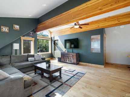 812 Elk Point Drive, South Lake Tahoe, CA 96150 Photo