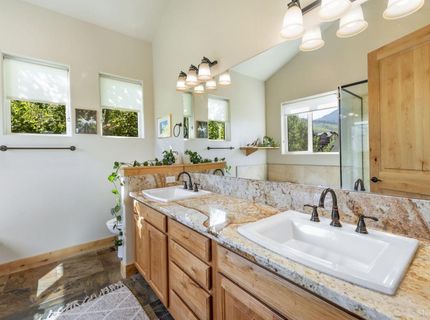 812 Elk Point Drive, South Lake Tahoe, CA 96150 Photo