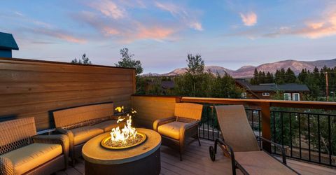 812 Elk Point Drive, South Lake Tahoe, CA 96150 Photo