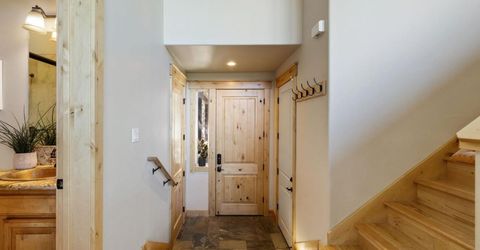 812 Elk Point Drive, South Lake Tahoe, CA 96150 Photo