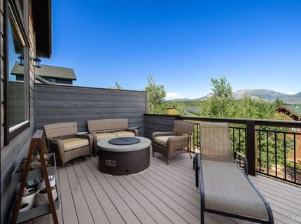 812 Elk Point Drive, South Lake Tahoe, CA 96150 Photo