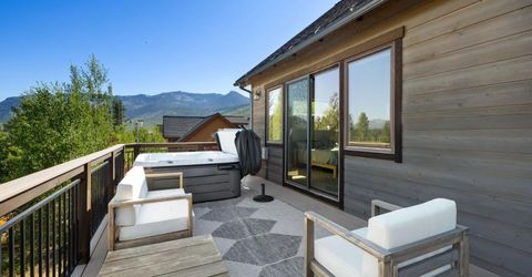 812 Elk Point Drive, South Lake Tahoe, CA 96150 Photo